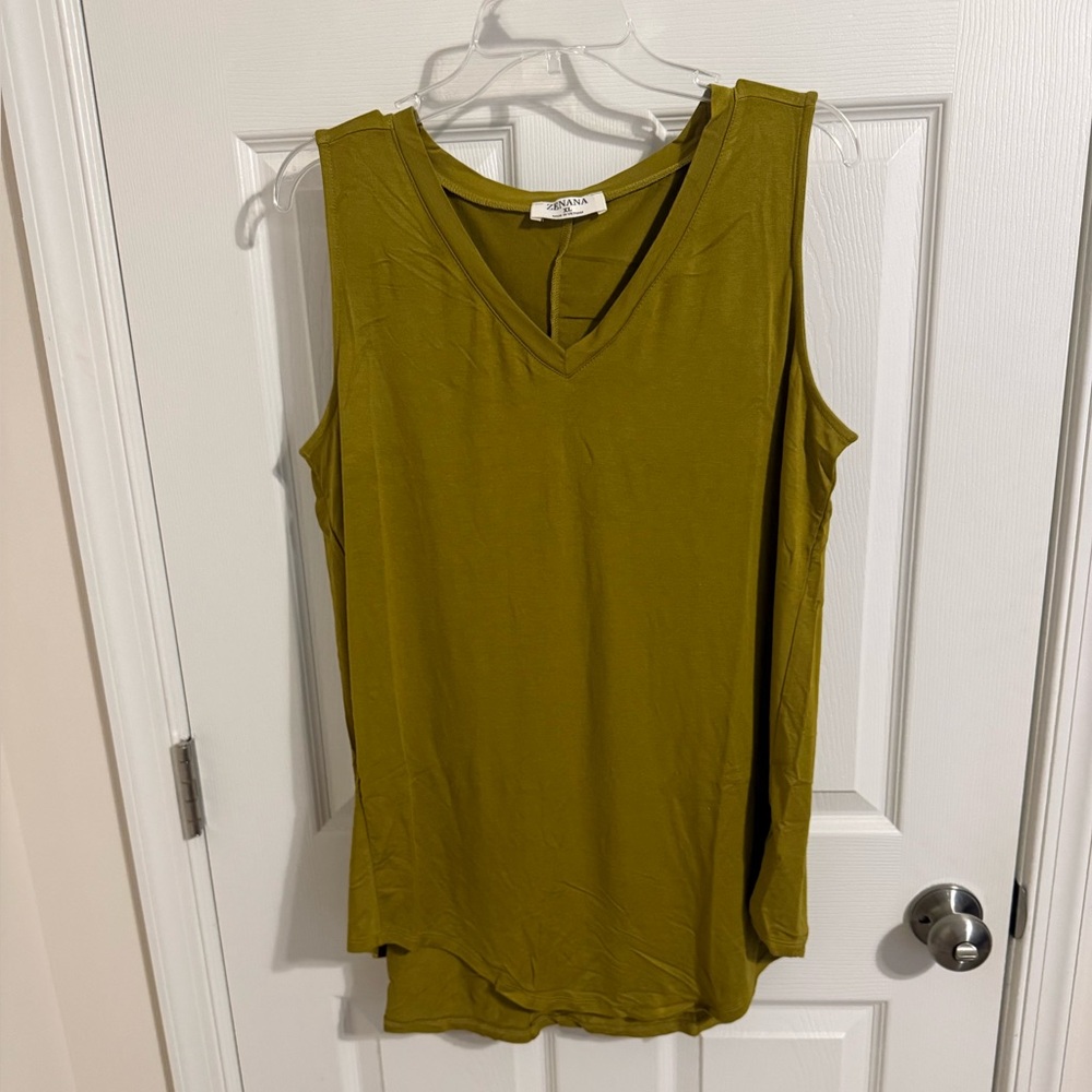 NWOT Zenana Olive Green V-Neck Tank Top